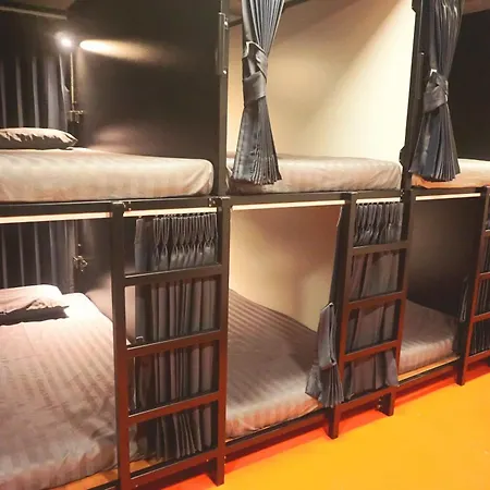 Silom Soi 3 Hash Hostel