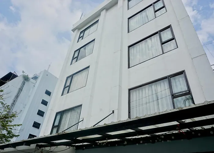 Silom Soi 3 Hash