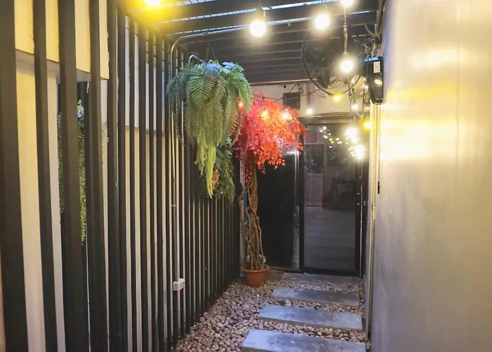 Silom Soi 3 Hash Bangkok